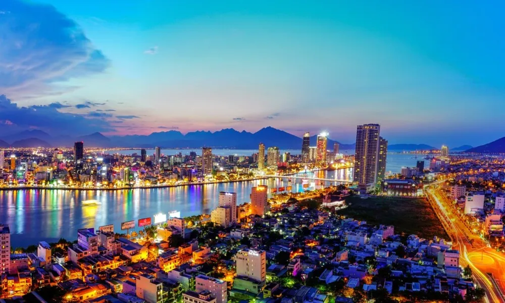 La Vista Nocturna De Da Nang