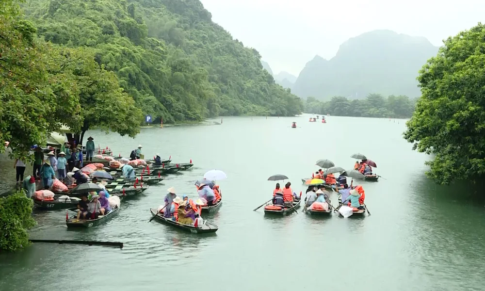 Ninh Binh En Estación De Lluvia