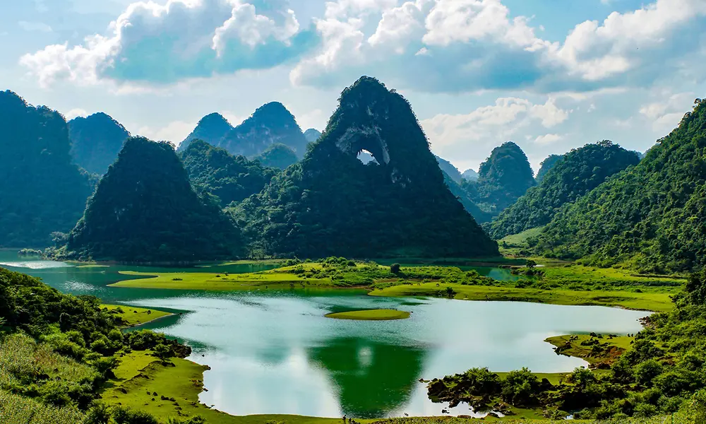 La Belleza Tranquila De Cao Bang