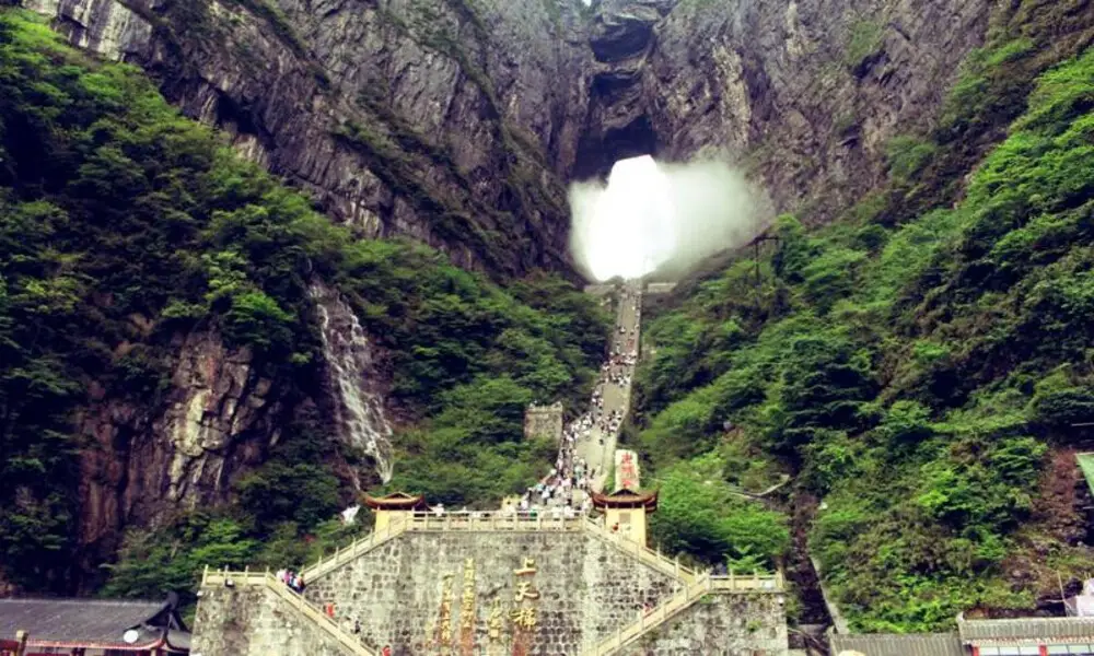 Puerta Del Cielo De Quan Ba